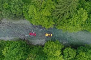 Rafting med Strugami in Ljubnem. Tomo Jeseničnik